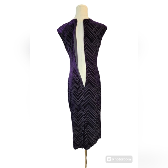 NWOT Vince Camuto Velvet Midi Dress - size. 4 - Picture 4 of 7